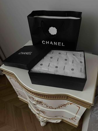 кроссовки под chanel