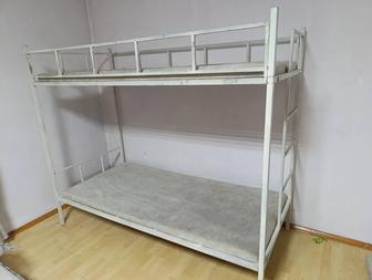 Кровать двухъярусная