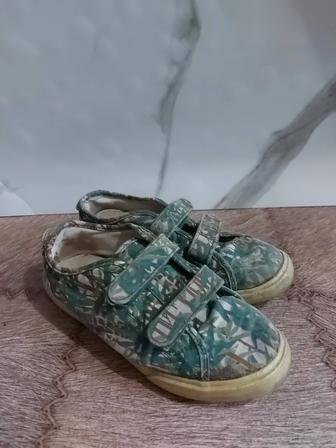 Детские кеды