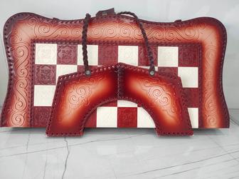 Настольная игра 3 в 1 шахматы шашки нарды (с костями)