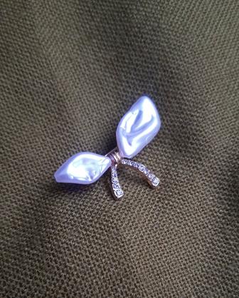 Брошь бабочка