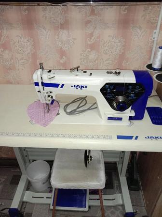 Продам промышленную швейную машинку
