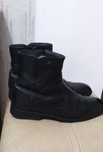 Продам мужские зимние сапоги Размер 44 натурал кожа натур мех в в отличном