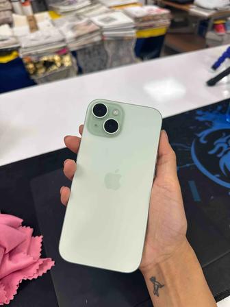 iPhone 15