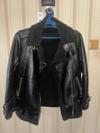 Продам зимнюю дубленку