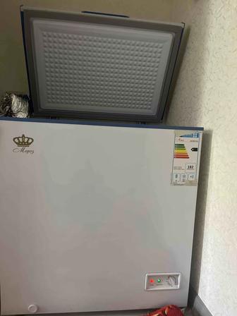 Продам морозильную камеру