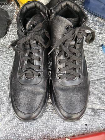 Ботинки демисезонные р 41