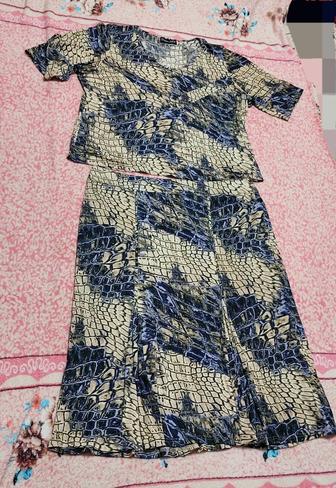 Женский костюм