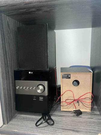 Музыкальный центр