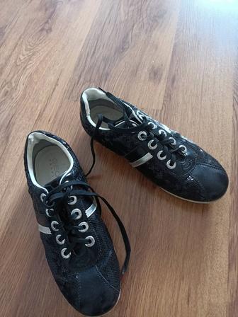 Лакированные кроссовки Geox