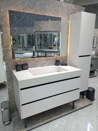 Дизайнерский комплект мебели для ванной Тумба Раковина Зеркало