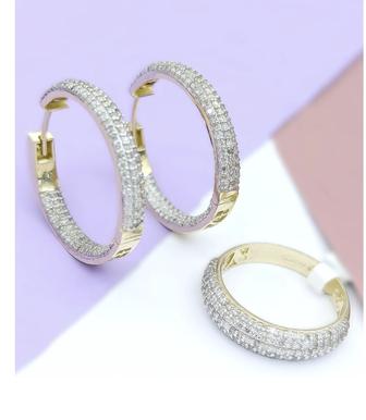 Бриллиантовый набор 8.16 гр срочно Продам