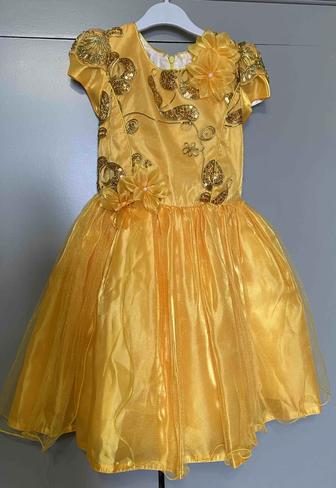 Платье нарядное на девочку