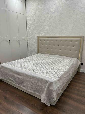 Двухспальная кровать