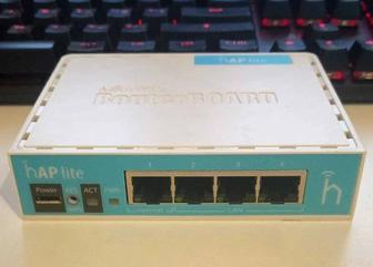 Маршрутизатор MikroTik hAP lite (RB941-2nD)