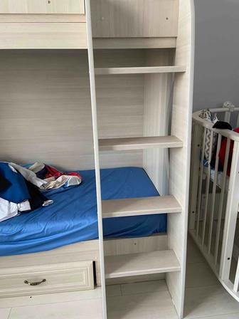 Кровать детская двухъярусная