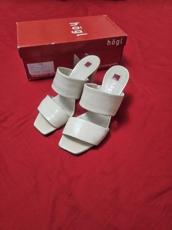 Продам босоножки Hogi