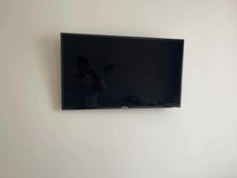 Продаю телевизор samsung ue40d6530ws