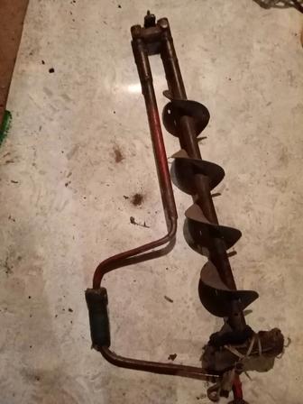 Продам Советский рыболовный бур