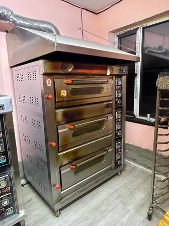 Печь для выпечки хлеба, пиццы