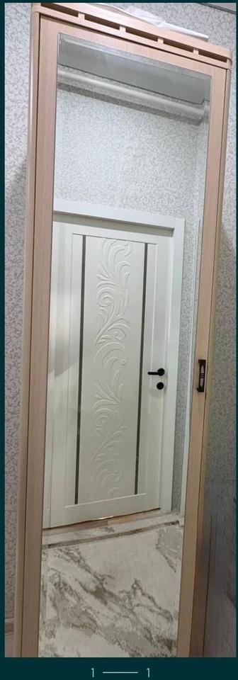 Шкаф с зеркалом