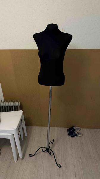 Манекен женский