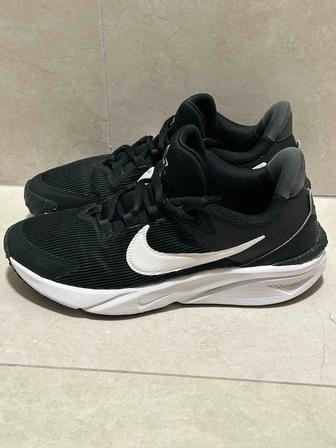 Оригинал Кроссовки Nike 36 размер