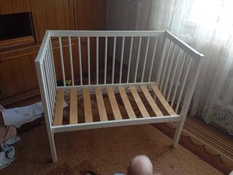 Продам приставной манеж