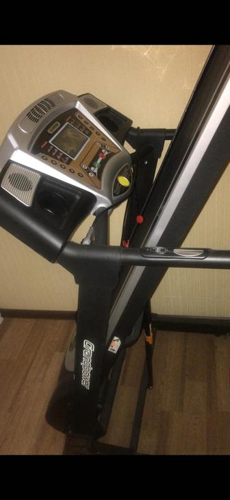 Срочно продается Беговая дорожка