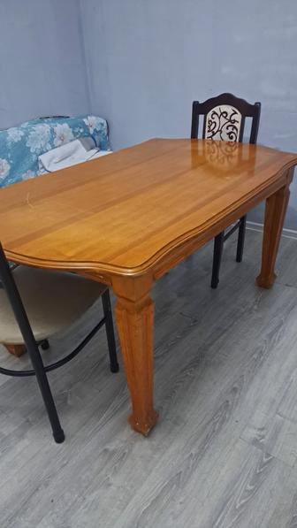 Стол со стульями 5 шт