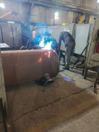 Бригада сварщиков металлоконструкций