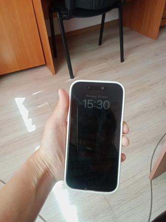 Продам Айфон 14 про