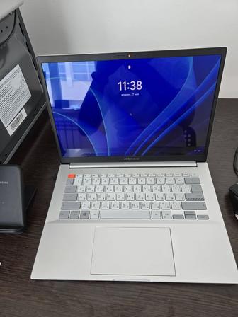 Asus Vivobook X7400