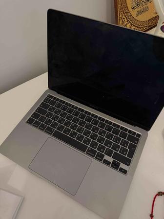 MacBook Air 13