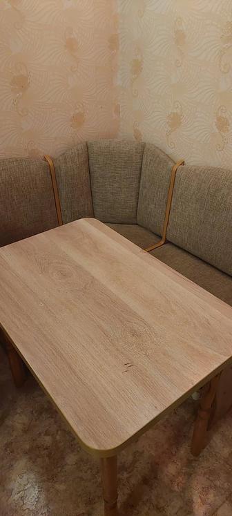 Продаю уголок б/у