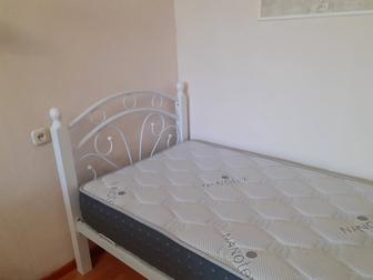 Продам совершенно новую кровать с новым матрасом