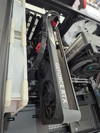 Видеокарта GIGABYTE RTX 5060 Eagle Max OC 8 Гб