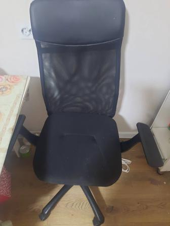 Кресло офисное