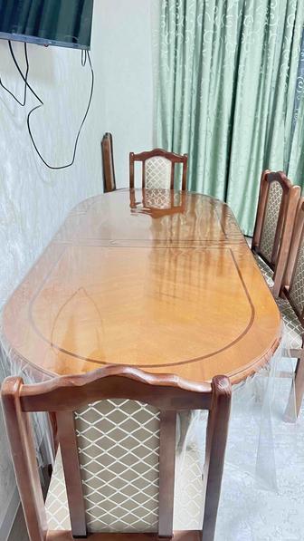 Продам стол со стульями б/у