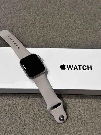 Продам Apple Watch  (2 поколение)