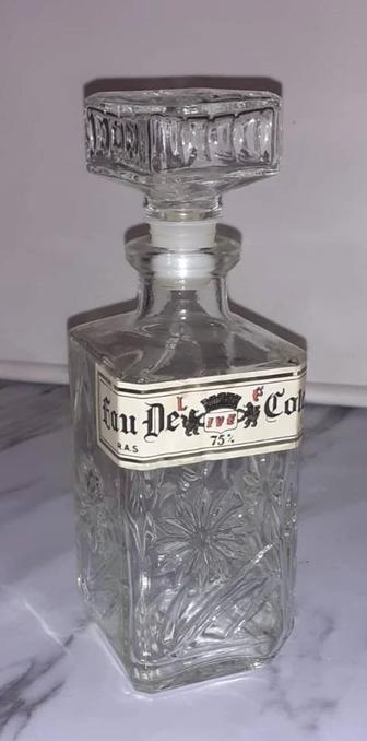 Парфюмерный флакон