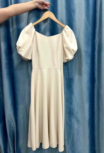 Платье вечернее атласное