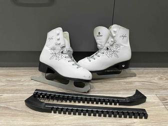 Продам коньки для девочки
