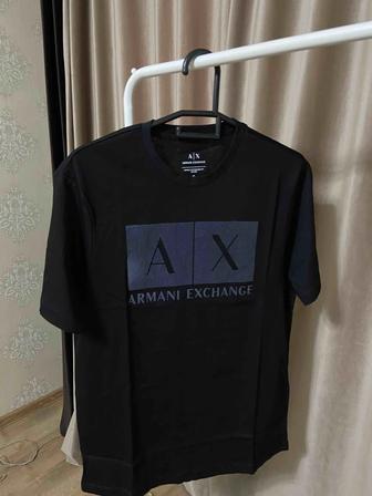 Мужская футболка от бренда Armani Exchange