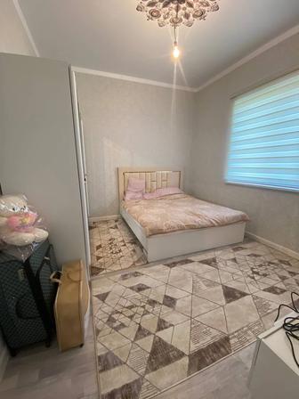 Продам шкаф и кровать (без матраса) и комод