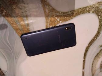 Продам использованный телефон Samsung Galaxy A 10