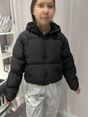 Продам куртки 11- 13 лет