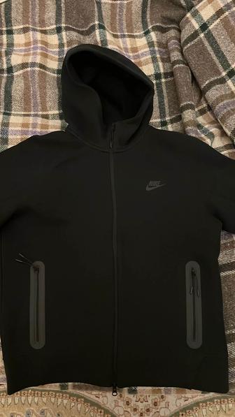 Nike Tech Fleece