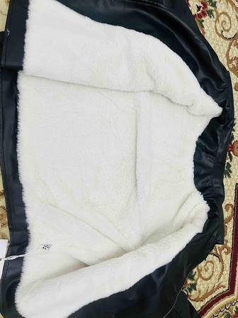 Осенний кожаный куртка