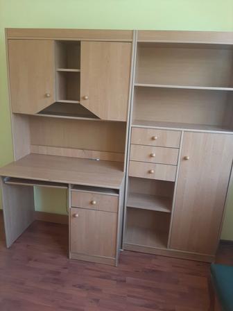 Продам детскую стенку со шкафами